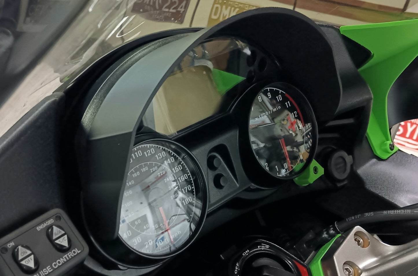 Kawasaki Concours 1400/GTR 1400 glare shield