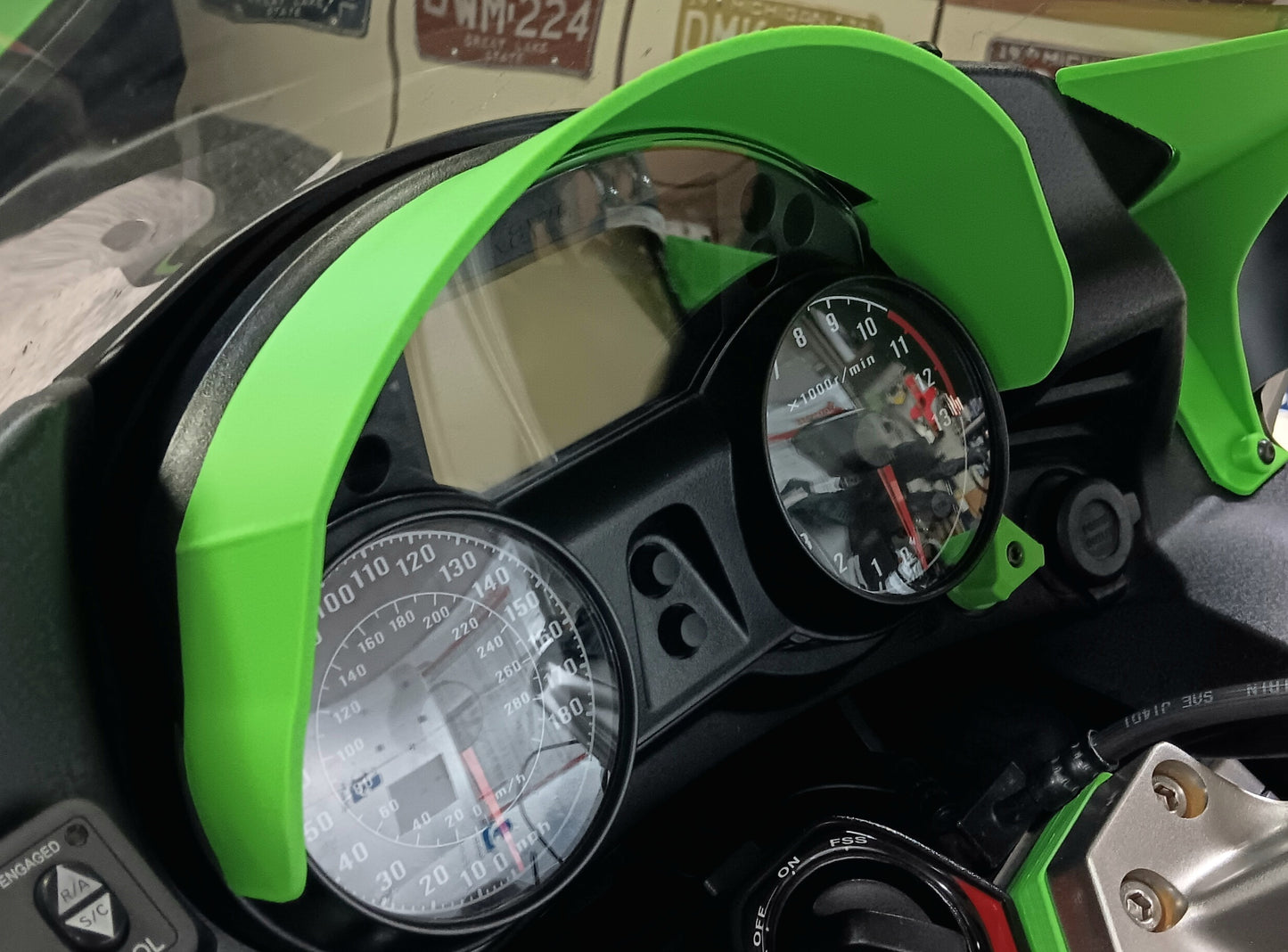Kawasaki Concours 1400/GTR 1400 glare shield