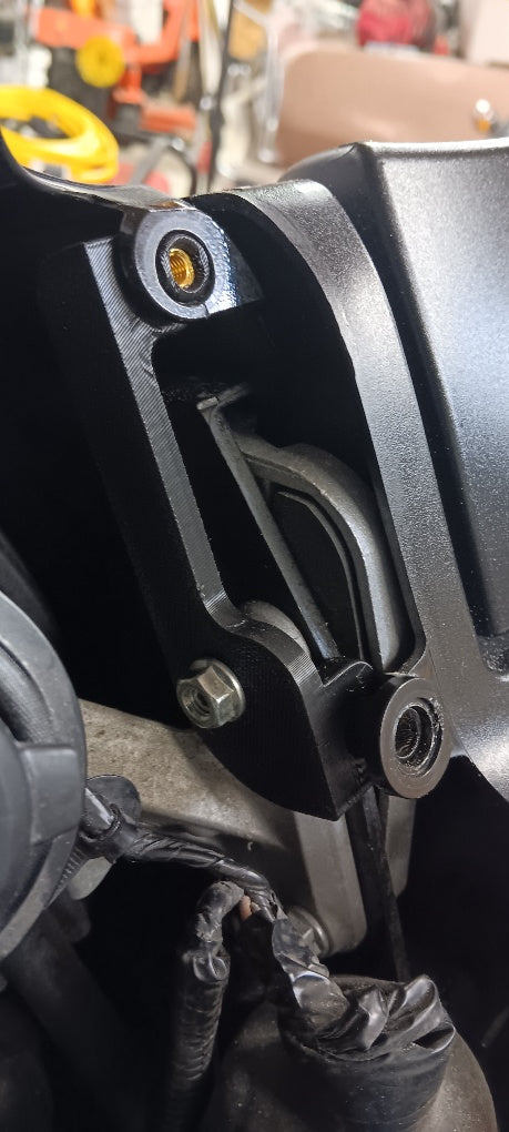 Kawasaki Concours 1400/GTR upper fairing repair bracket